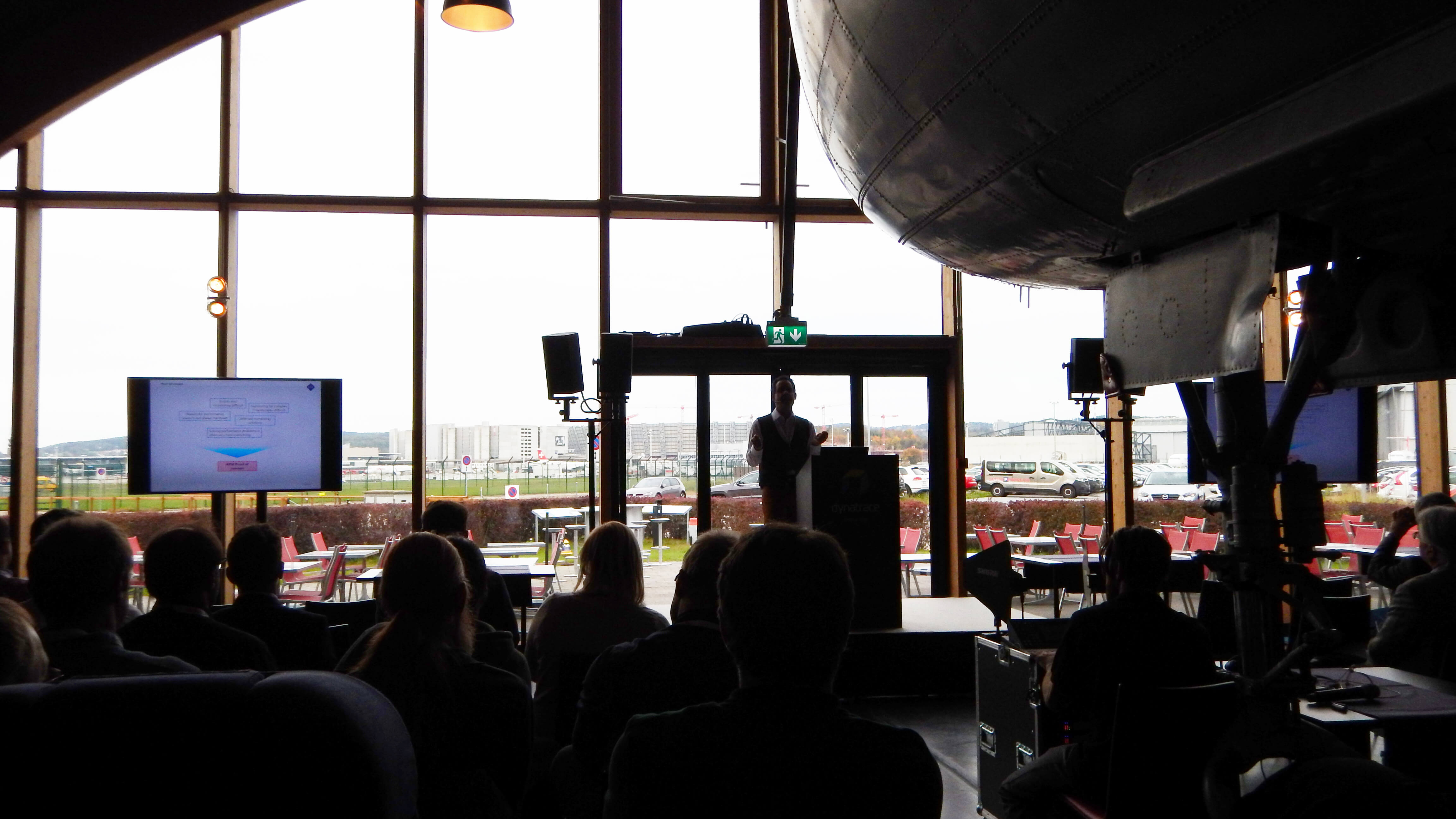 Perform_Zurich_1