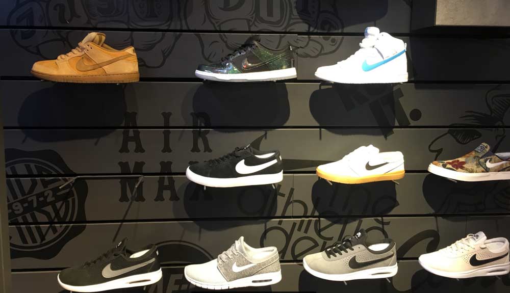 nike store sneakers